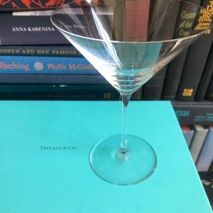 ***RESERVED @terryo22Tiffany & Co glasses w/box